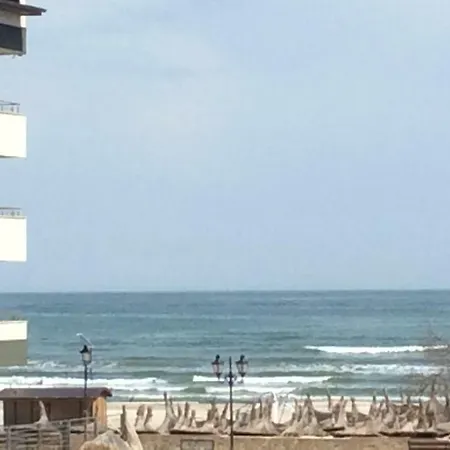 Bluewaves Mamaia Nord Năvodari