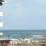 Bluewaves Mamaia Nord Navodari