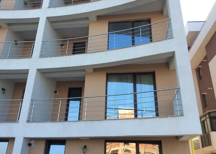 Bluewaves Mamaia Nord Apartment *