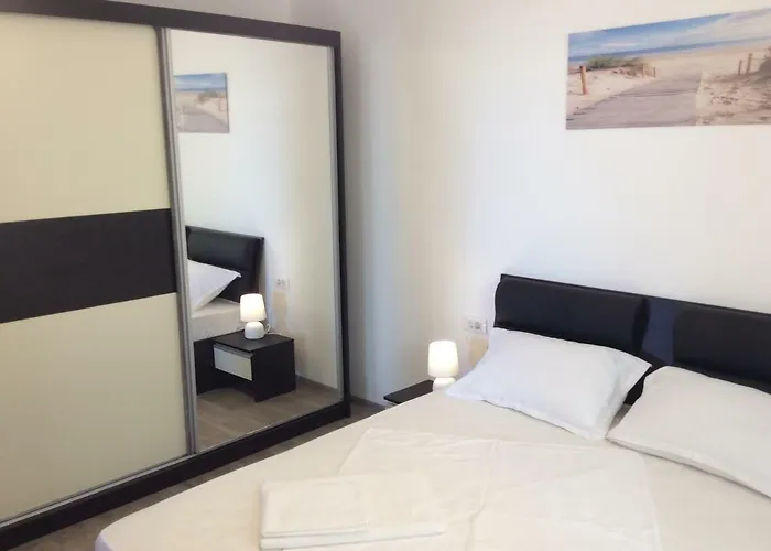 Bluewaves Mamaia Nord Navodari